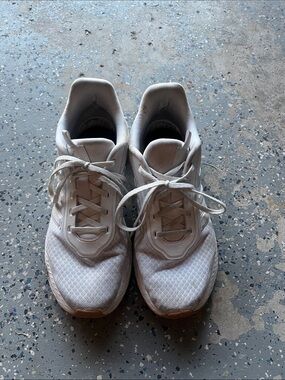 ww women’s athletic shoes